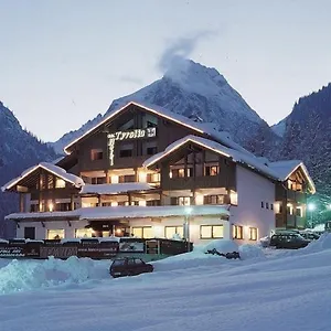 hotel-tyrolia.hotelinveneto.com/